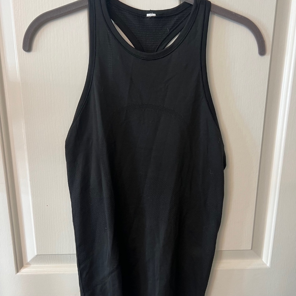 Lululemon black tank top